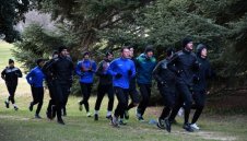 Черно море с тежки бягания в ботаническа градина