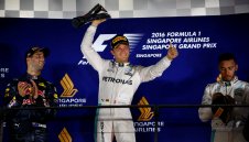 Рикардо залага на Нико за титлата