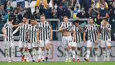 Челси не се отказва от звезда на Юве