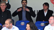 Вариант №1 отрязал Левски