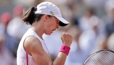 Швьонтек е на финал в Рим