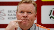 Роналд Куман се договаря с Барса, подписва за три години