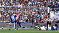 Фрозиноне изпадна, Дженоа подчини Самп