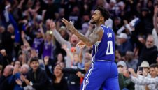 Сакраменто удари шампиона Денвър, Везенков вкара 4