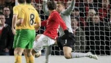 Бербо закова два от засада за 3:0 над Селтик