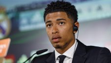 Учат Белингам да псува в Реал Мадрид