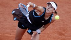 Бившата шампионка Мугуруса с убедителна победа на Ролан Гарос