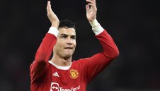 Забраниха на играчите на Боро да искат екипа на Роналдо