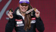 Нов триумф за Тина Мазе, този път в суперкомбинацията