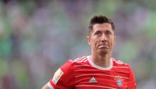 Звезда на Барса призова Левандовски да дойде на "Камп Ноу"