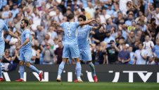 Ман Сити взе своето в Лестър