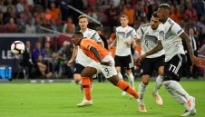 Какво става с Германия? Бундестима чупи антирекорди