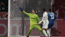 Счесни: Юве оплеска първото полувреме