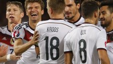 Мюлер обезглави шотландските бойци