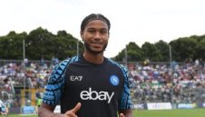 ОФИЦИАЛНО: Наполи взе национал на Швеция