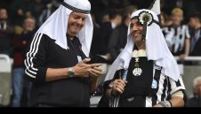 Още една голяма звезда отряза Нюкасъл