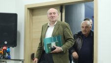 Бистрят три варианта за края на първенството в четвъртък