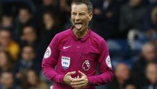 Манчестър Юнайтед? Клатънбърг се оказа фен на друг английски клуб