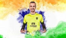 Златен слон за Бербатов при титла в Индия