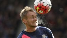 Нюкасъл върна издънката Де Йонг на Аякс