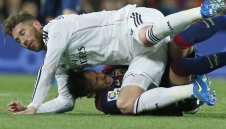 Невил: 40 млн. евро и Де Хеа за Рамос? Моля ви, не!