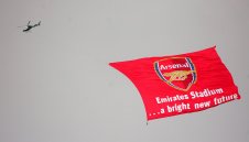 Фенклубът на Арсенал у нас издаде автобиографията на Йън Райт