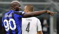 Лукаку тренира на Коледа