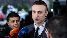 Бербатов: Общността иска ново начало! Очаквам да спечеля