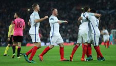 Англия наби Шотландия с три “глави” + ВИДЕО