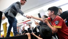 Наполи призна публично за интереса си към Хамес