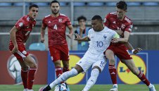 Франция тресна Гибралтар само с 3:0 