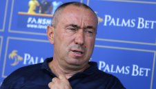 Голяма дилема мъчи Мъри 