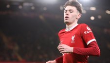 Конър Брадли трябва да е титуляр срещу Арсенал