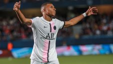 Реал вдигна офертата си за Мбапе, ПСЖ пак отряза Кралете