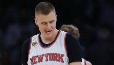 Бомба в НБА! Порзингис отива при Дончич в Далас