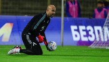 Ни Ло призна за голям проблем, благодари на Ники Михайлов + СНИМКИ