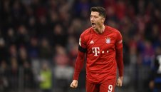 Левандовски е №1 в Европа, крачи в темпото на Герд Мюлер