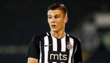 Ман Юнайтед взе талант на Партизан