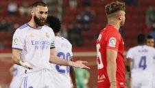 Изслушват Бензема за секс касетата през лятото