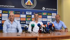 Левски взима халф и нападател