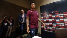 Стърлинг: Изобщо не съжалявам, че си тръгнах от Ливърпул