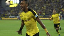 Обамеянг и Ерера в плановете на Барса