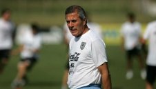 Играч на Порто остана извън състава на Уругвай