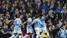 Ман Сити е лидер в Англия след бой над "светците"