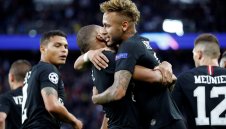 ПСЖ писа шестица на Цървена звезда, Неймар с хеттрик