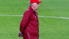 И Оли Кан смята Карлето за грешка