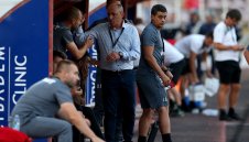 Само трима треньори оцеляха в елита 