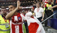 С две години закъснение: Юве взима Луис Суарес