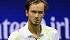 Медведев: От малък ми казват да се бия и да бъда луд