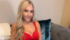 Хакери пуснаха секси водеща в сайт за запознанства + СНИМКИ